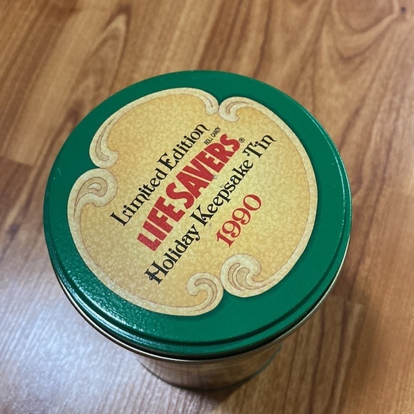 Vintage 1990 Limited Edition Life Savers Holiday Keepsake Tin - Picture 3 of 6